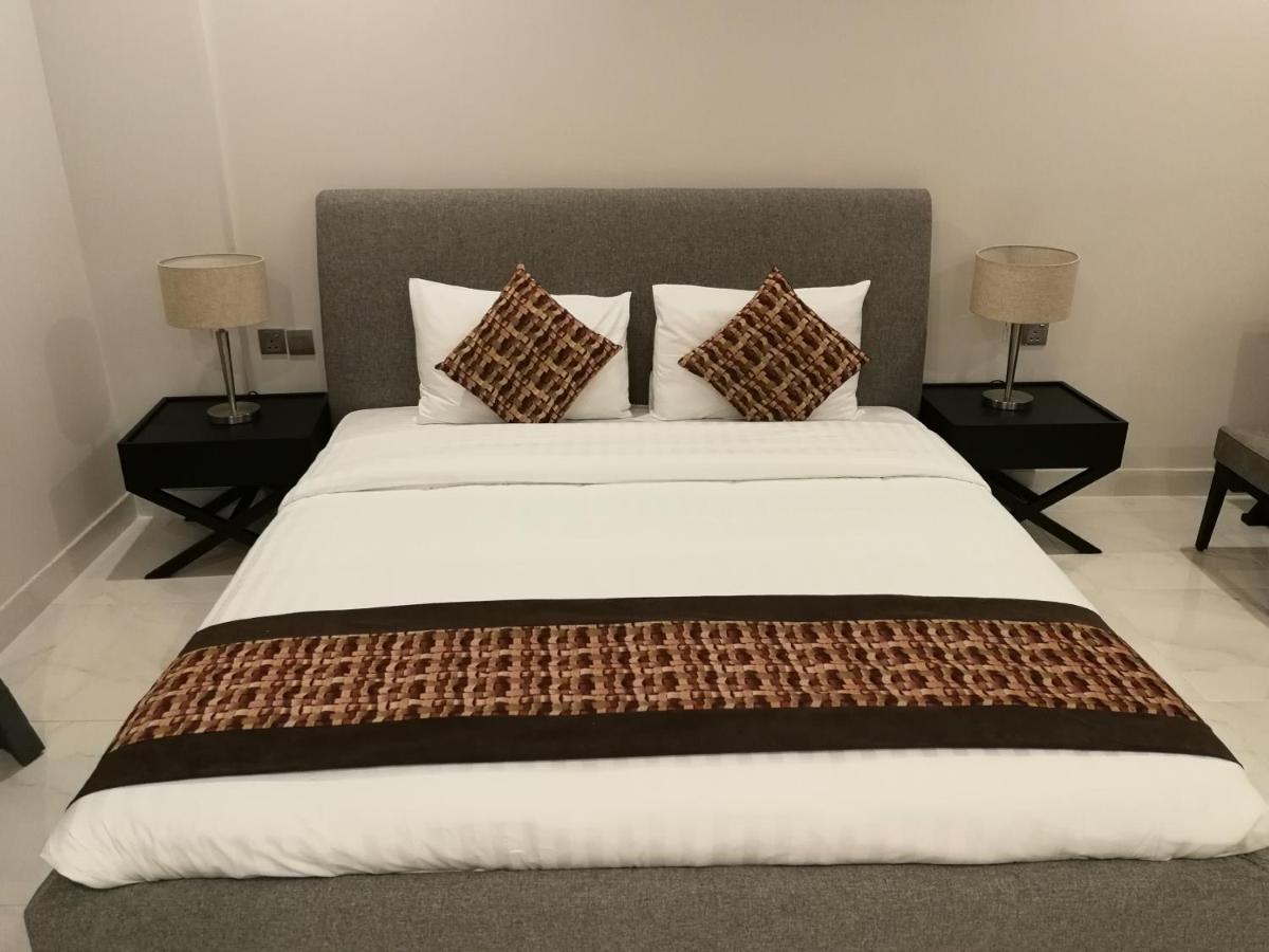 Infinity Juffair Suites Manama Zewnętrze zdjęcie