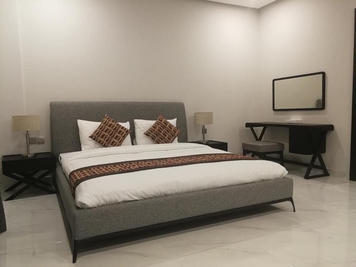 Infinity Juffair Suites Manama Zewnętrze zdjęcie