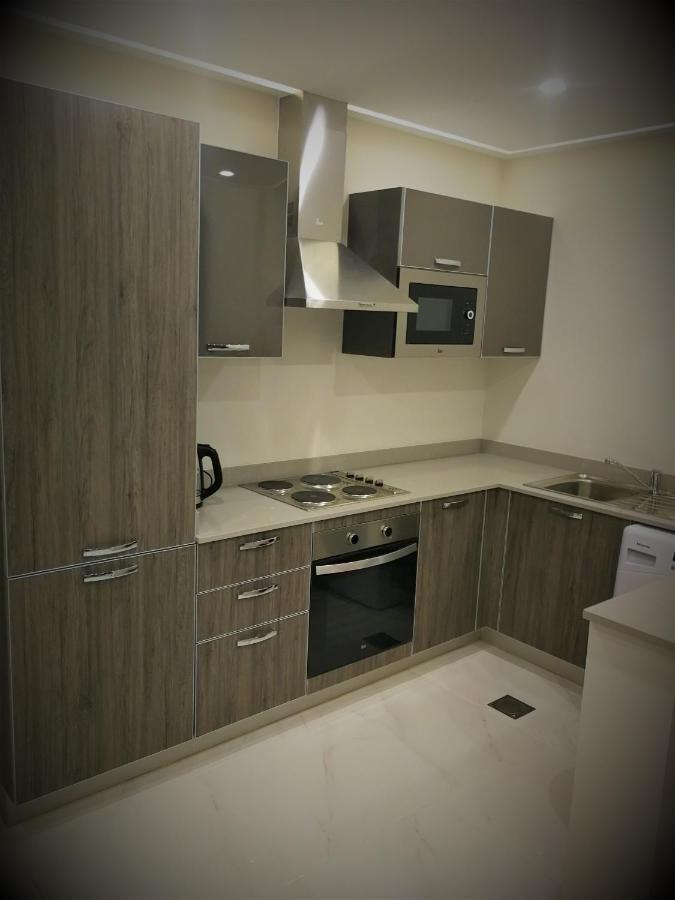 Infinity Juffair Suites Manama Zewnętrze zdjęcie